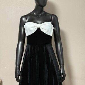 #0047 City Studio Bow Trim Flare Dress Sz 7/8